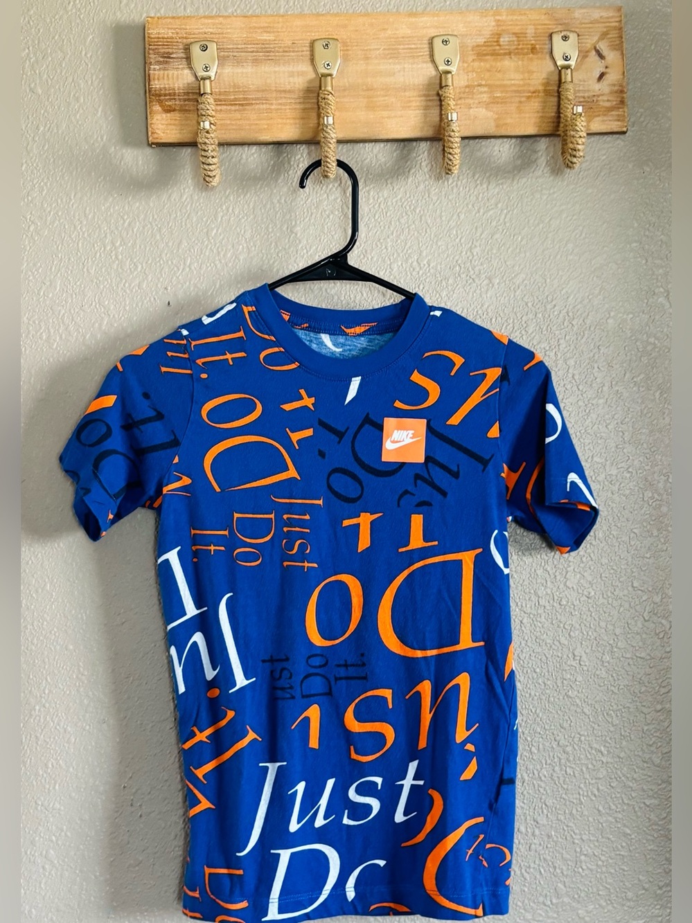 Nike Blue Short-Sleeve Tee w/Orange Graphic Letters | Boys MED